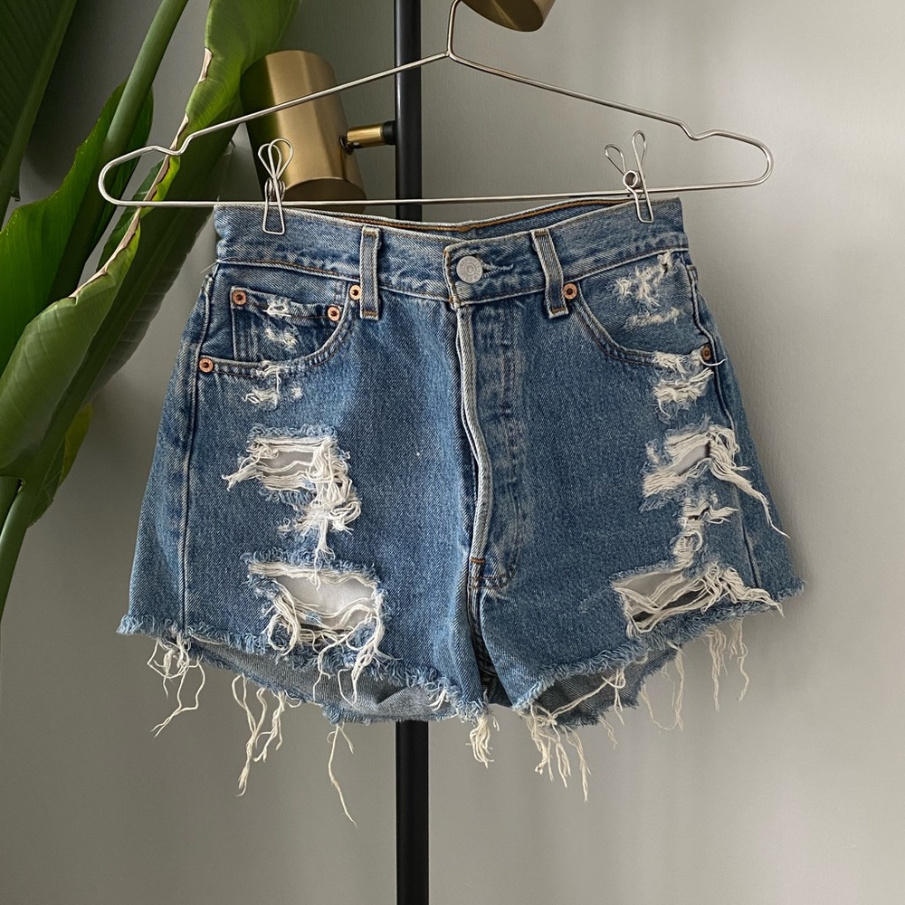 LEVI STAUSS & CO Jean Shorts